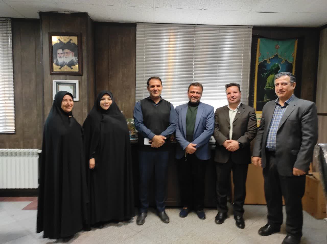 دیدار مدیر شبکه بهداشت و درمان بهارستان با خانم ابراهیمی رئیس شورای اسلامی شهرستان بهارستان