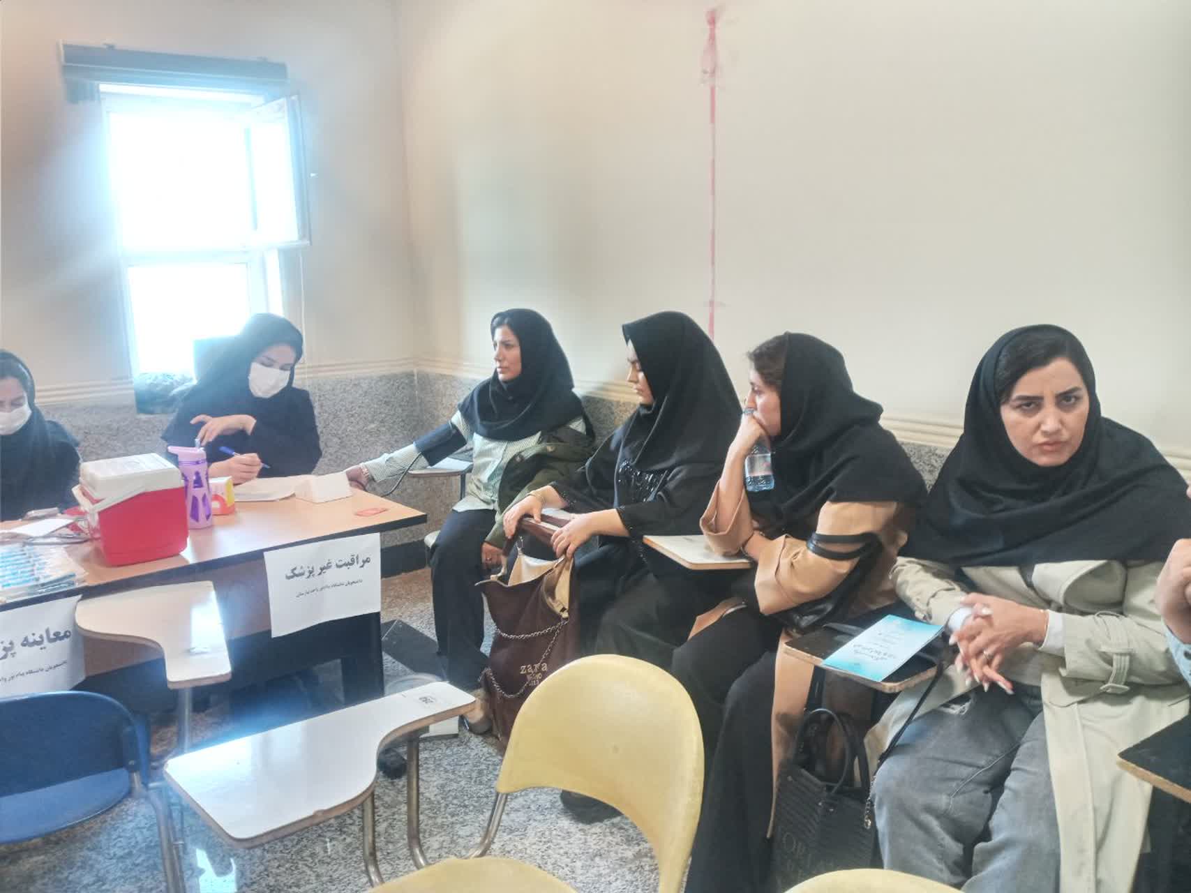 ارائه خدمت به جوانان در دانشگاه پیام نور شهرستان بهارستان