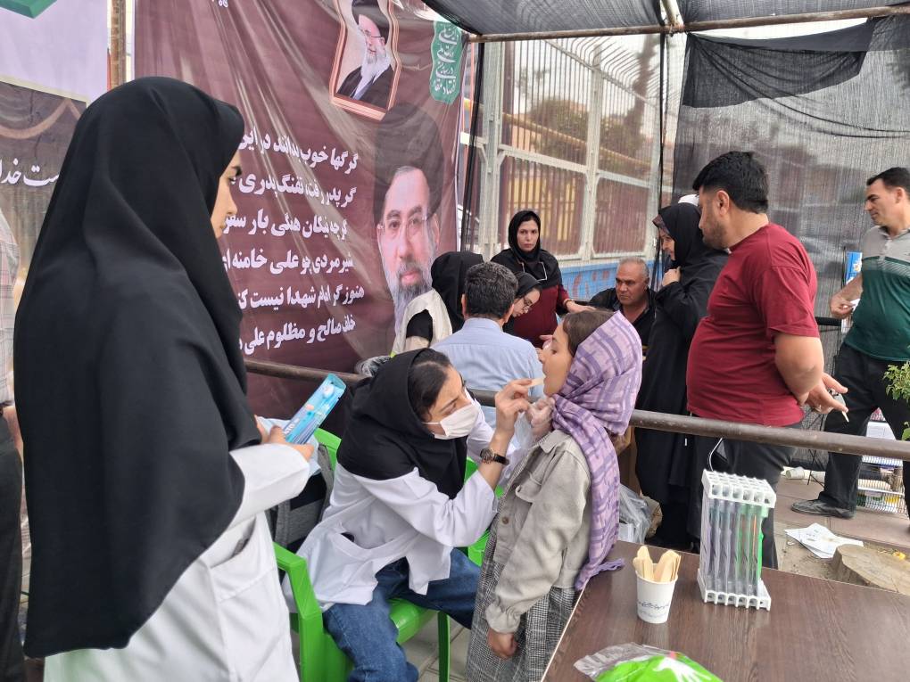 برگزاری ایستگاه سلامت دهان و دندان در شبکه بهداشت و درمان بهارستان