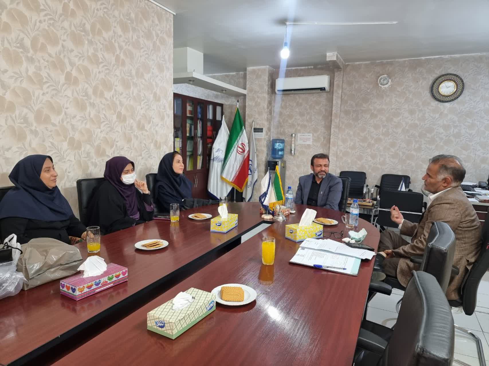 دیدار مدیر شبکه بهداشت ودرمان با ریاست نظام پزشکی شهرستان به مناسبت روز پزشک